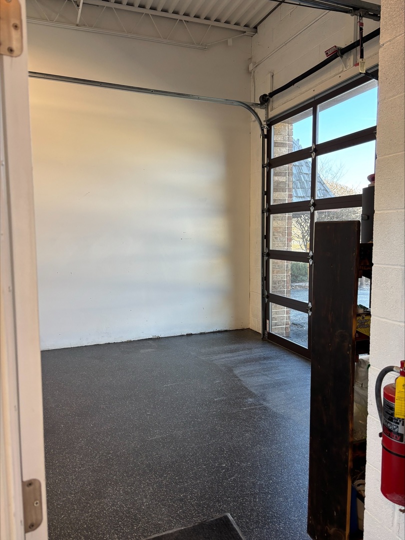 14045 W Petronella Drive, Libertyville, IL 60048