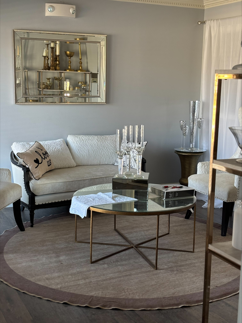 14045 W Petronella Drive, Libertyville, IL 60048