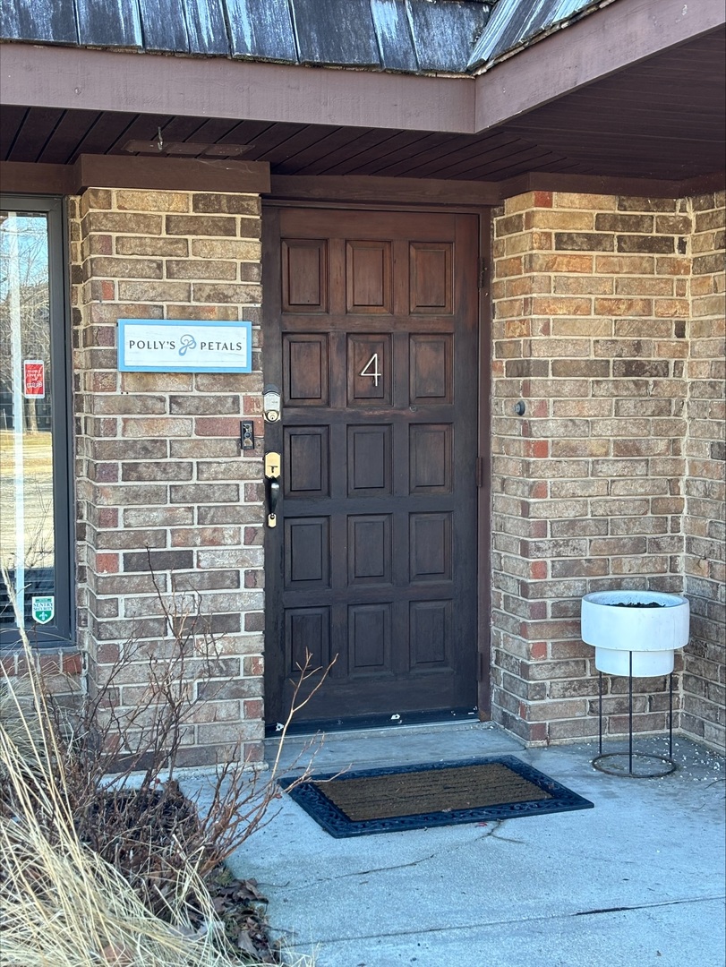 14045 W Petronella Drive, Libertyville, IL 60048