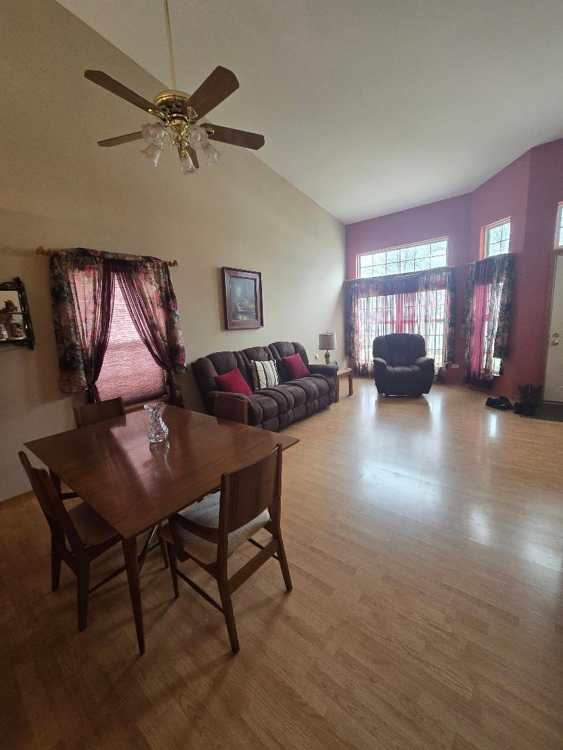 2061 SEDGEWICKE Drive, Romeoville, IL 60446