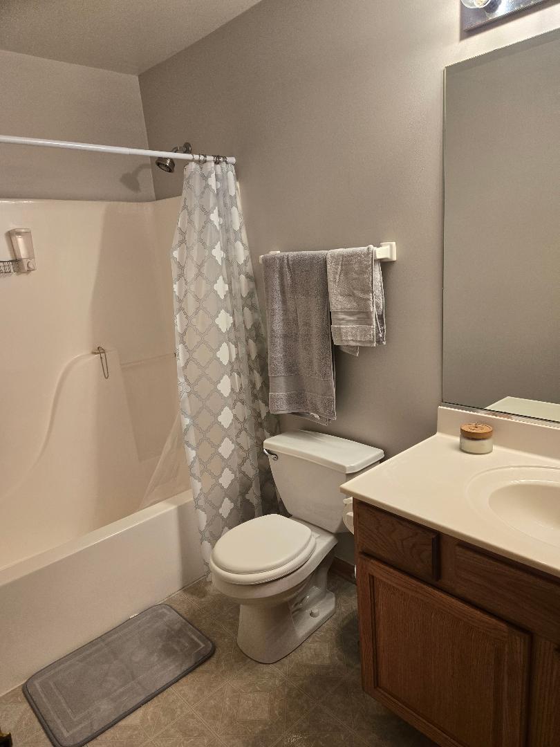 2061 SEDGEWICKE Drive, Romeoville, IL 60446