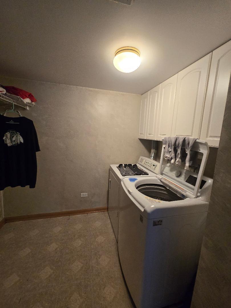 2061 SEDGEWICKE Drive, Romeoville, IL 60446