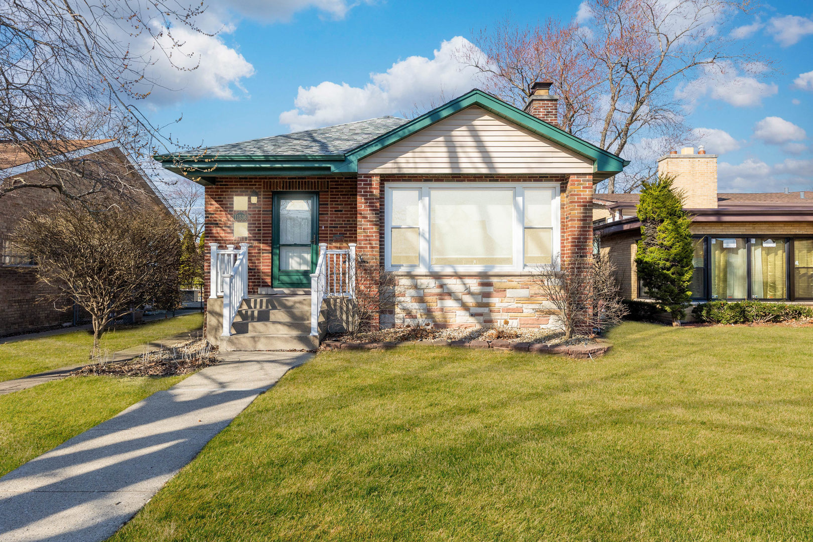 11536 S Campbell Avenue, Chicago, IL 60655