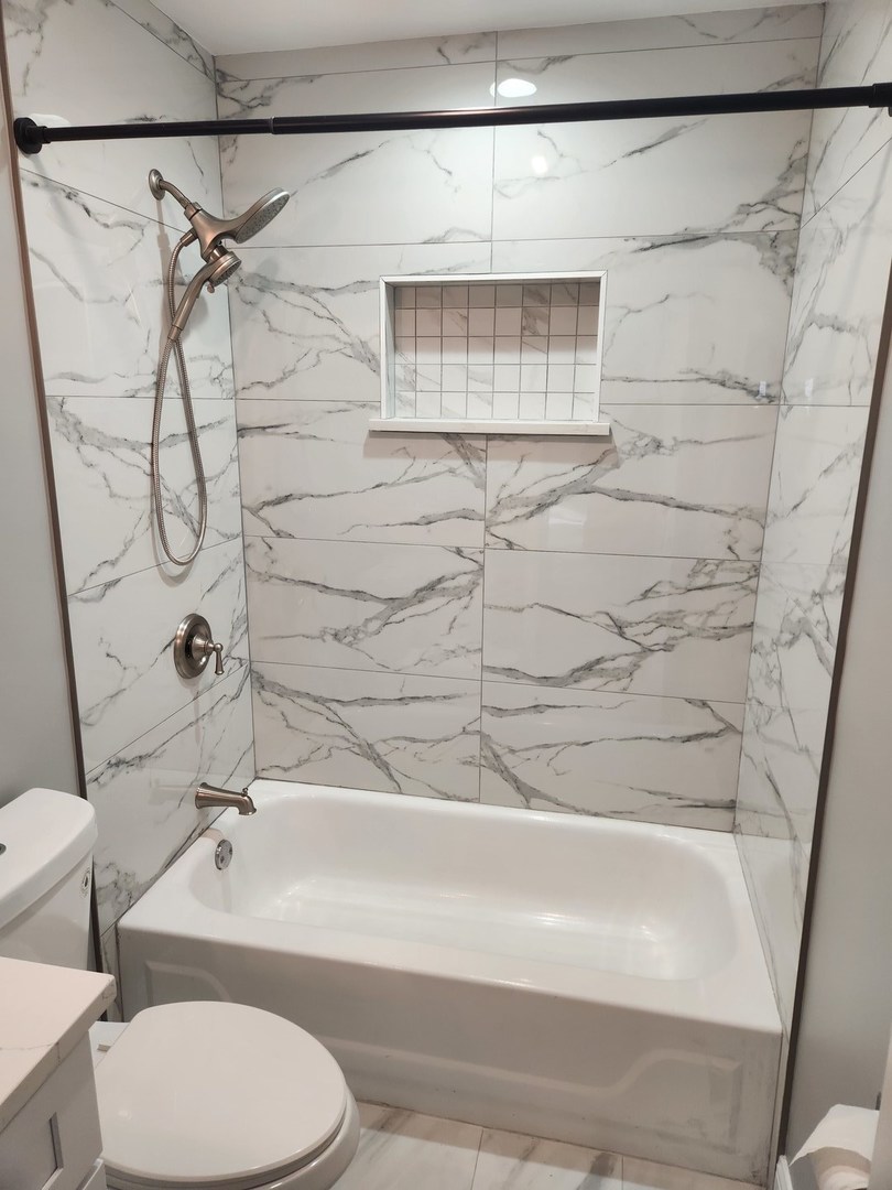 1020 Brunswick Harbor #5001, Schaumburg, IL 60193