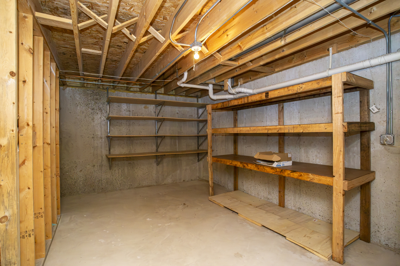 860 Amelia Court, Grayslake, IL 60030