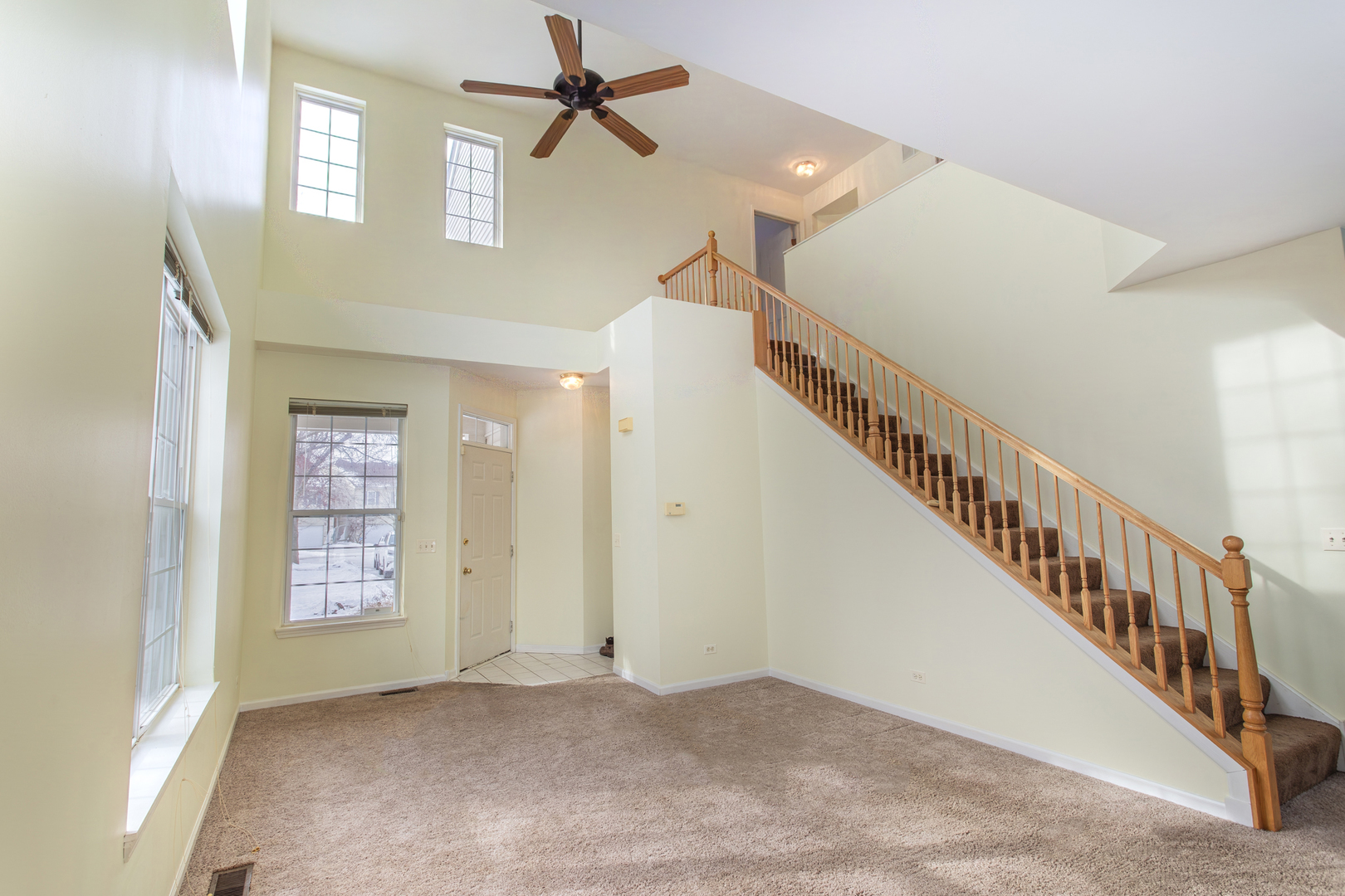 860 Amelia Court, Grayslake, IL 60030