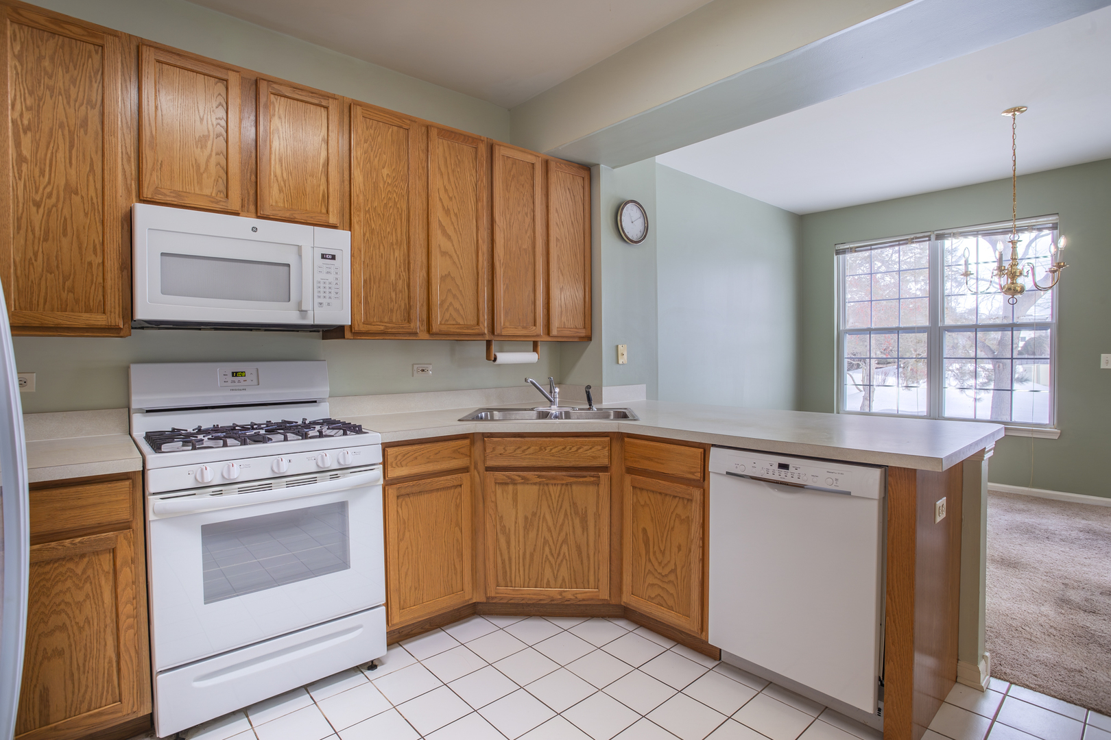 860 Amelia Court, Grayslake, IL 60030