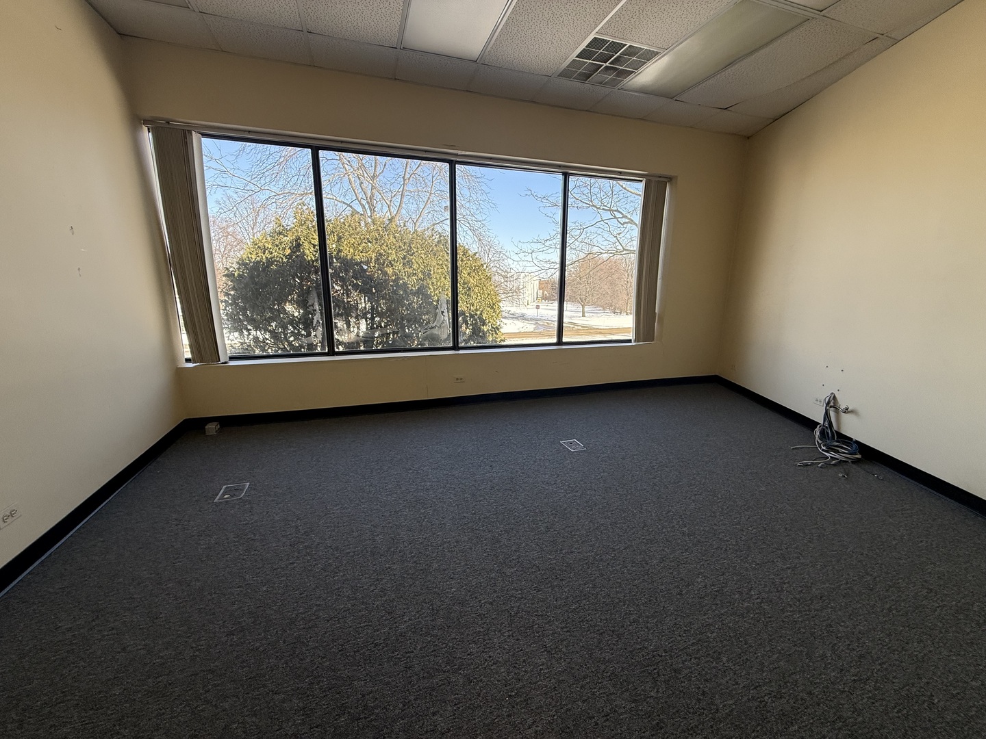 1881 Industrial Drive, Libertyville, IL 60048