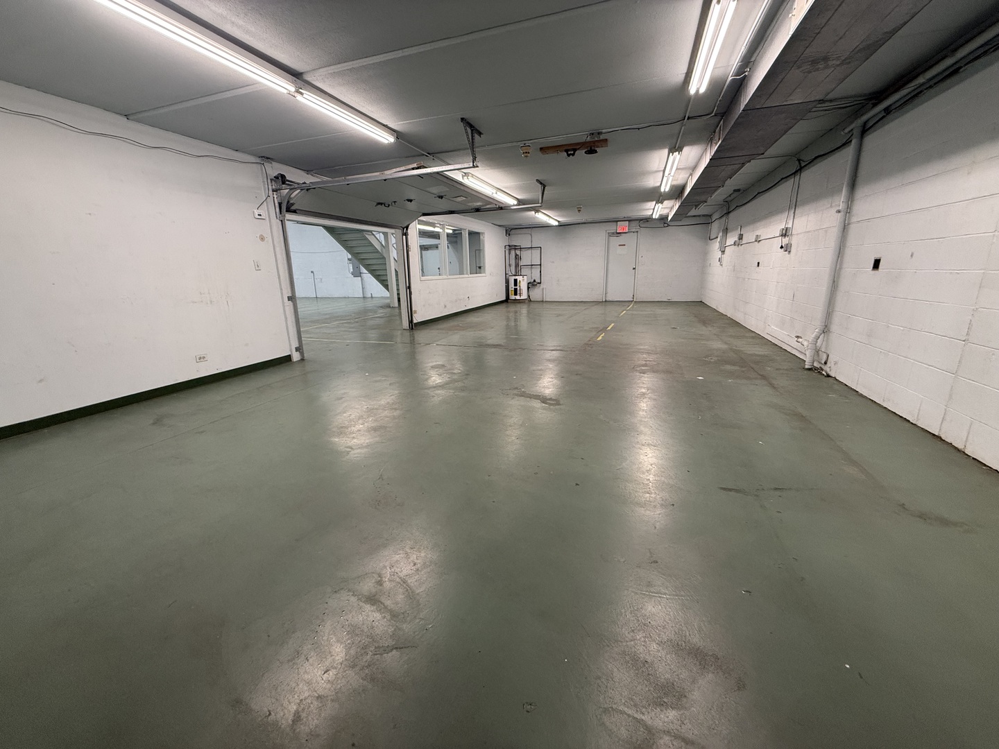 1881 Industrial Drive, Libertyville, IL 60048