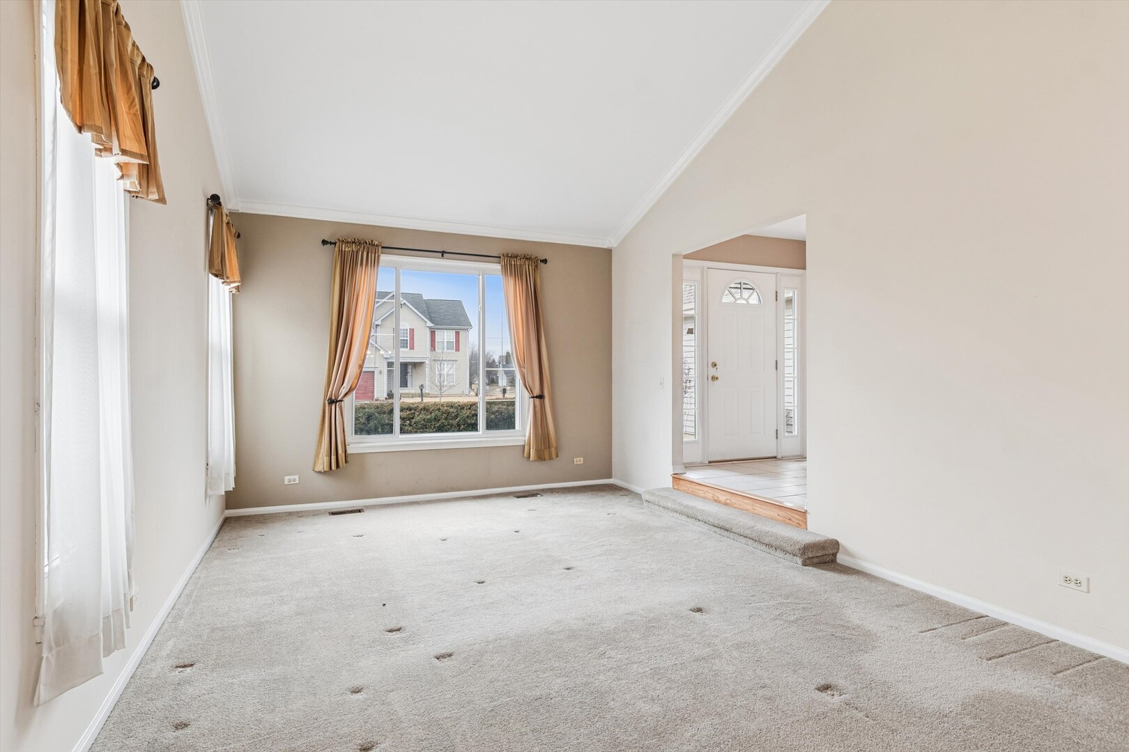 2100 Hammel Avenue, Aurora, IL 60504