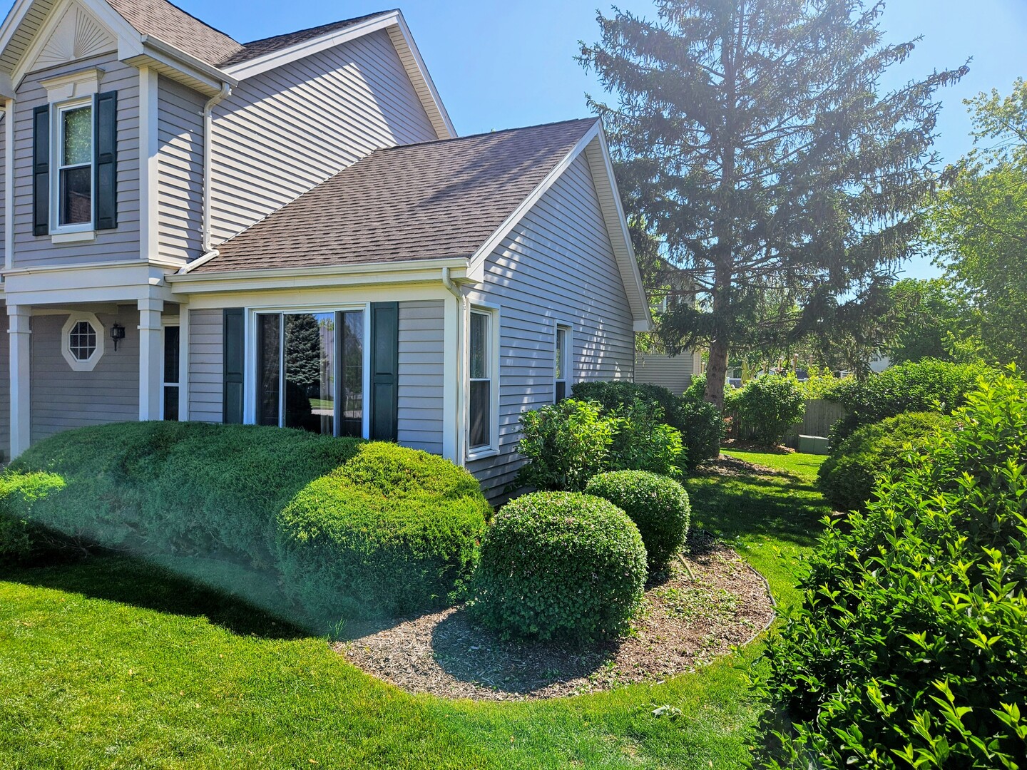 2100 Hammel Avenue, Aurora, IL 60504