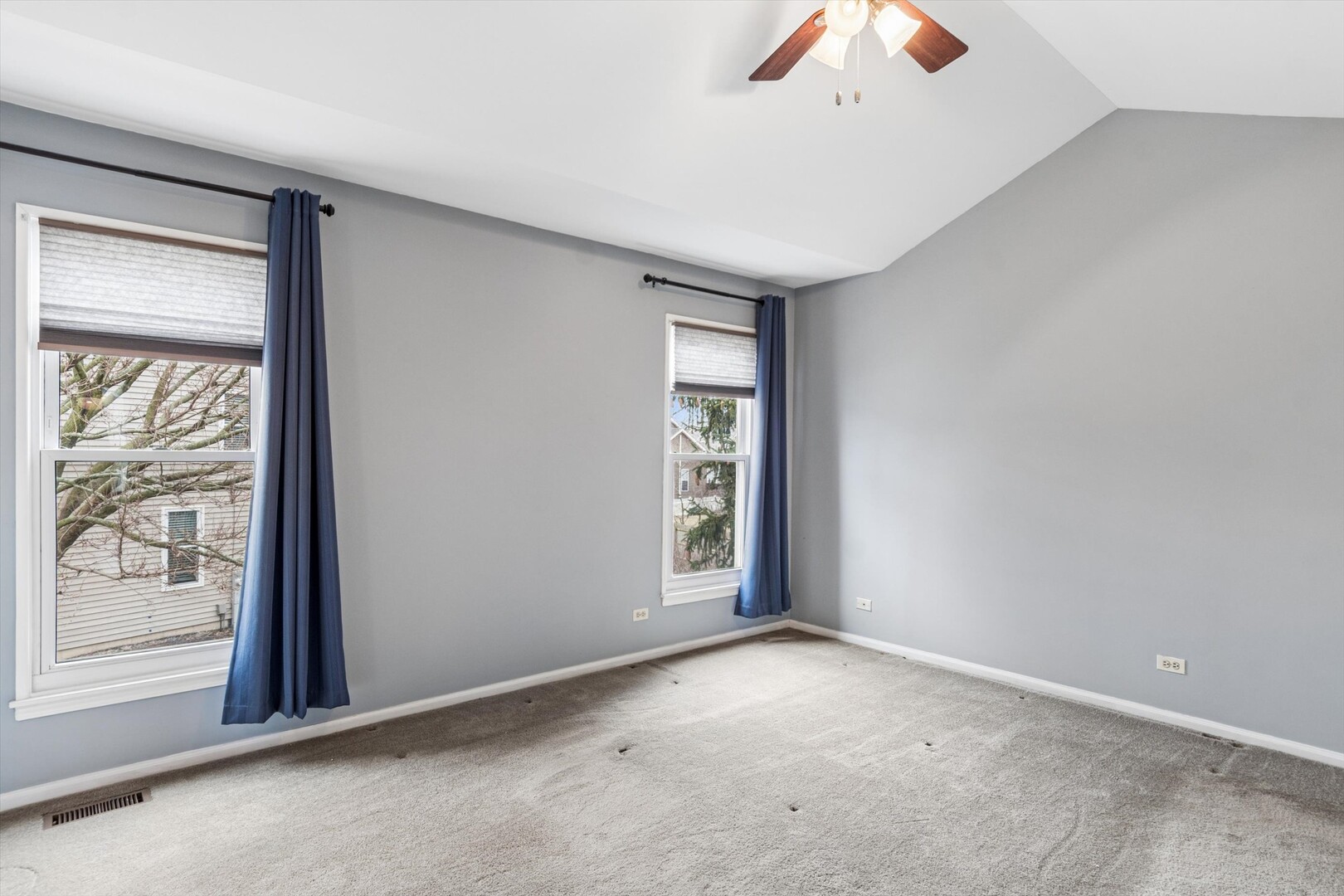 2100 Hammel Avenue, Aurora, IL 60504