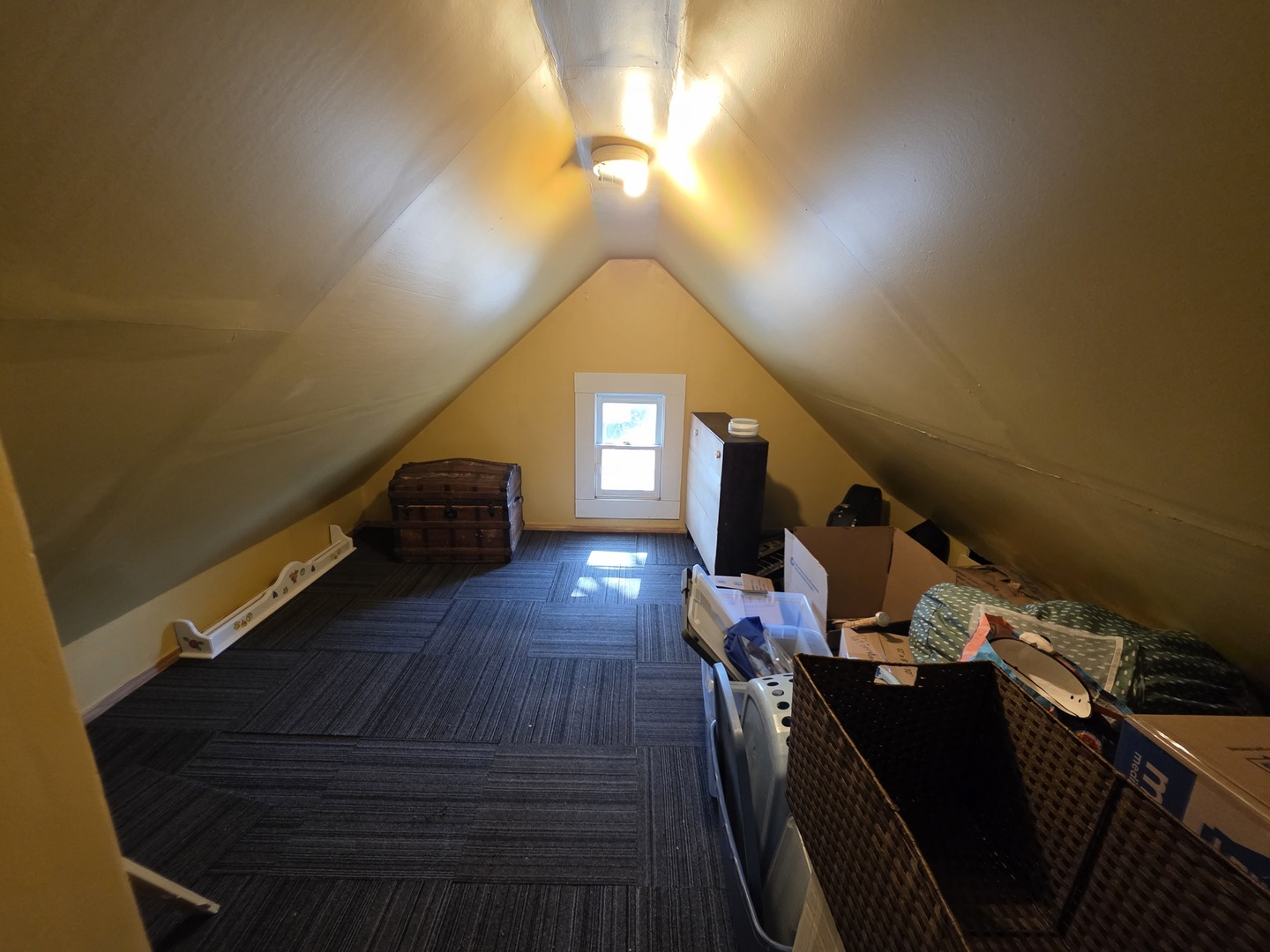 463 North Street, Elgin, IL 60120