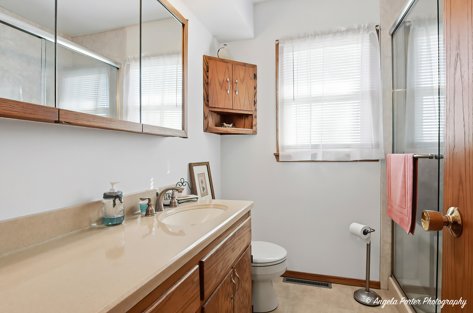 1210 S Broadway Street, McHenry, IL 60050