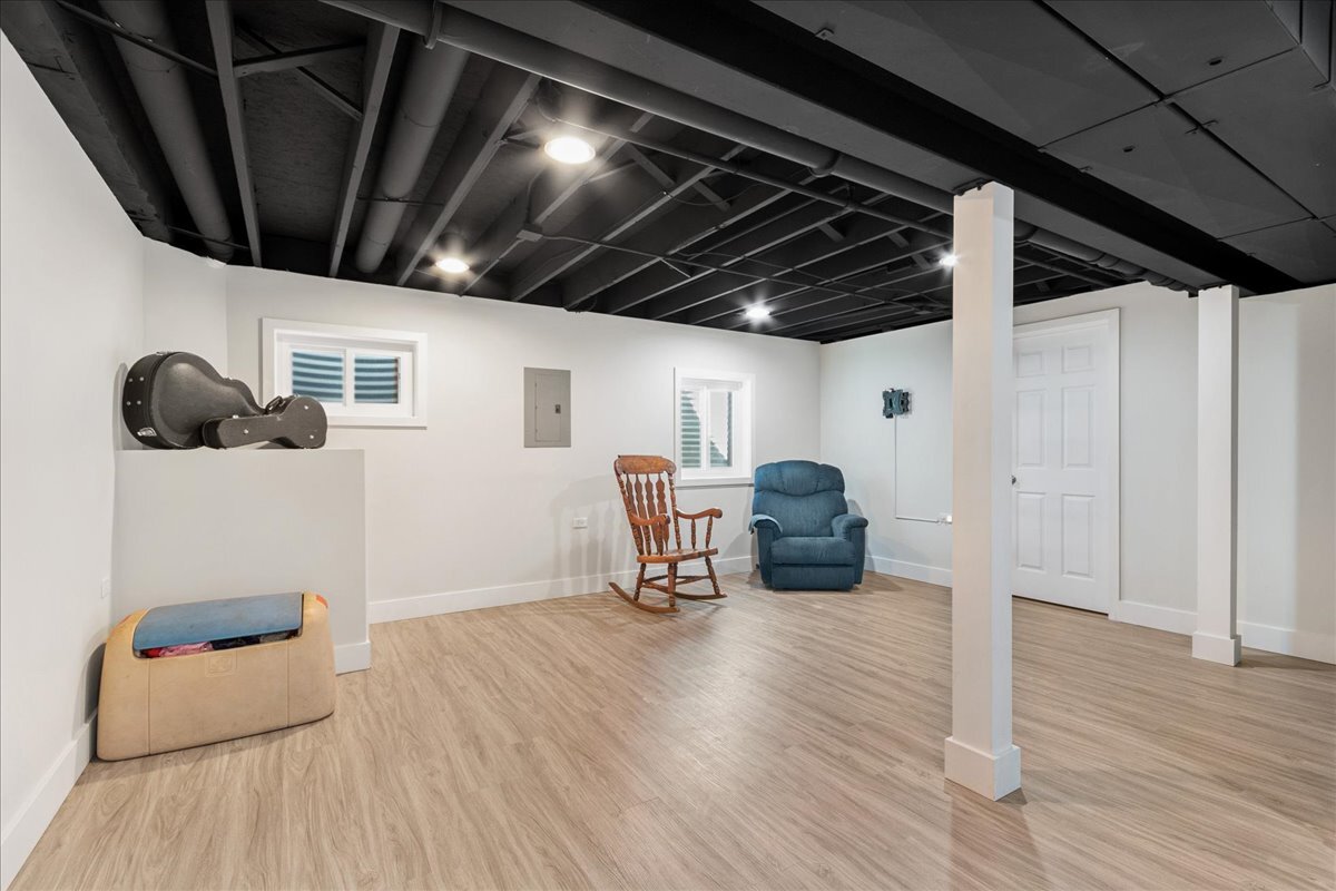 646 Aspen Drive, Romeoville, IL 60446