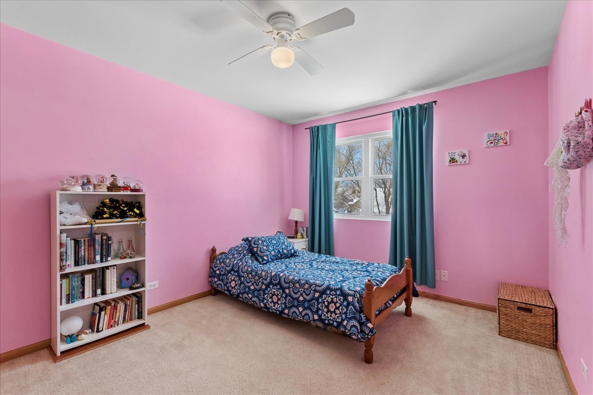 646 Aspen Drive, Romeoville, IL 60446