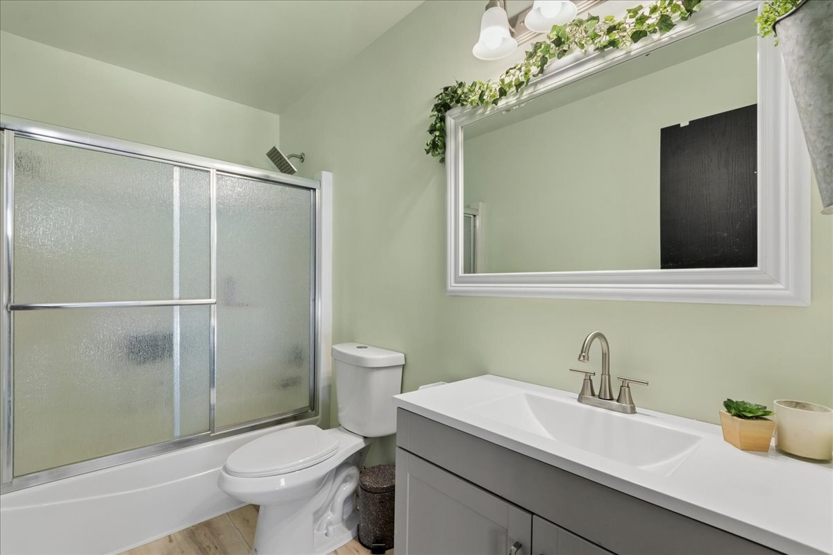 646 Aspen Drive, Romeoville, IL 60446