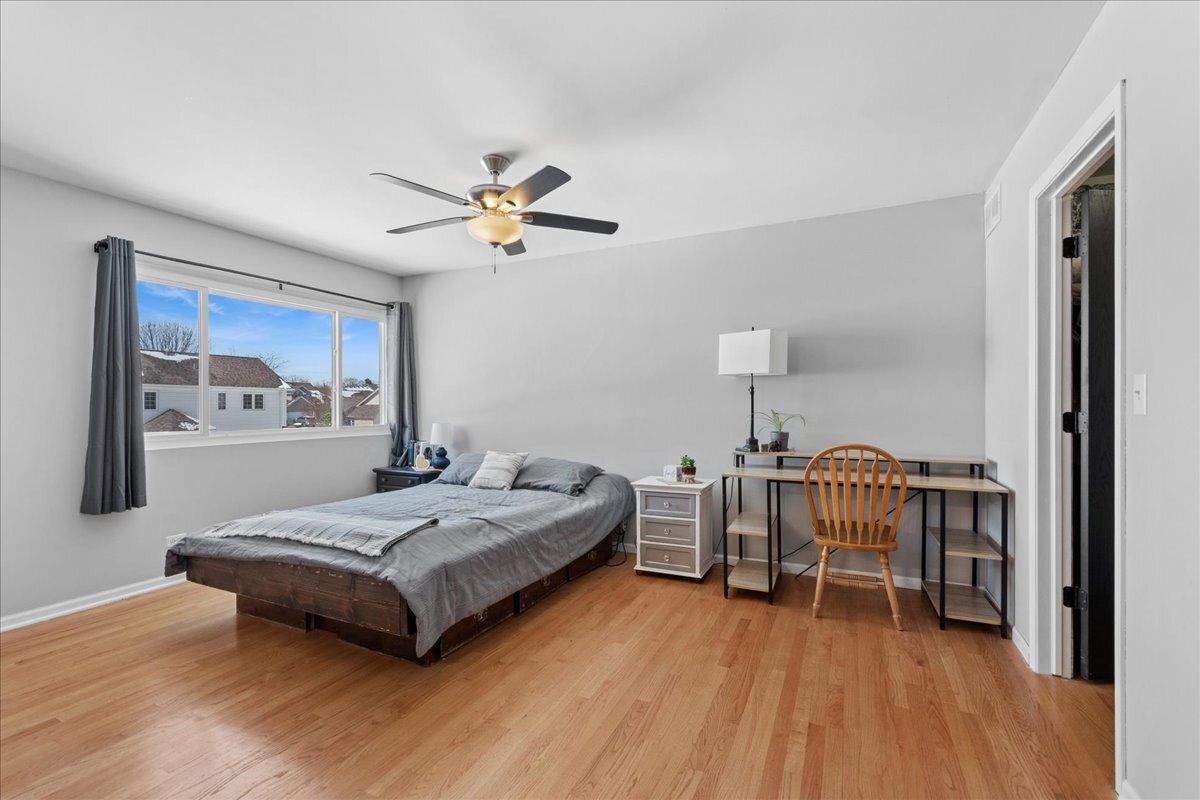 646 Aspen Drive, Romeoville, IL 60446