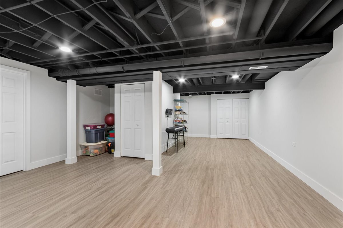 646 Aspen Drive, Romeoville, IL 60446