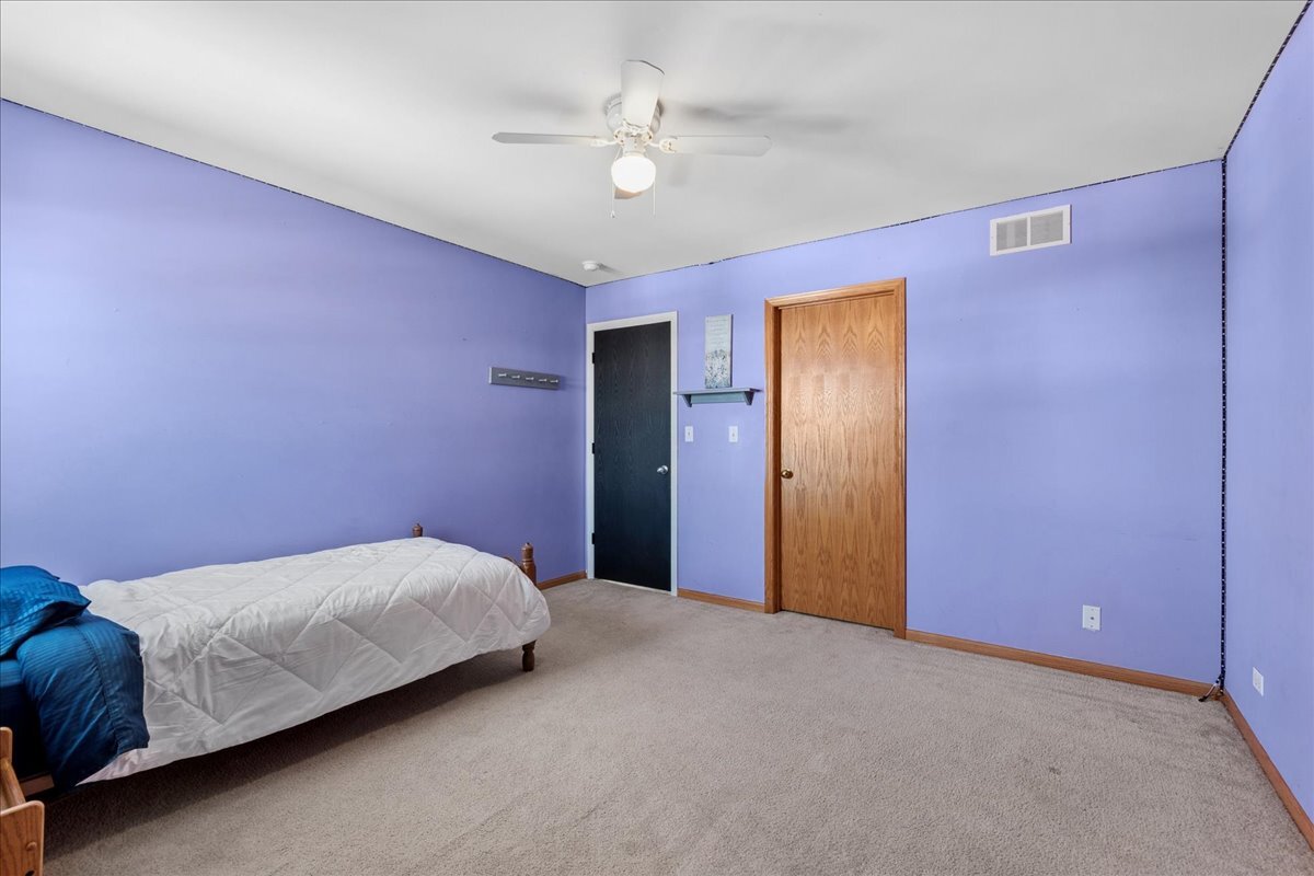 646 Aspen Drive, Romeoville, IL 60446