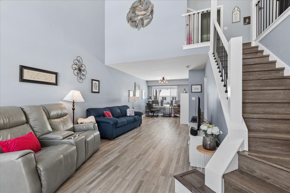 646 Aspen Drive, Romeoville, IL 60446