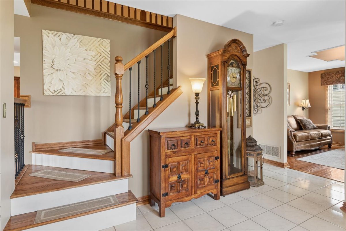 Bolingbrook, IL 60490