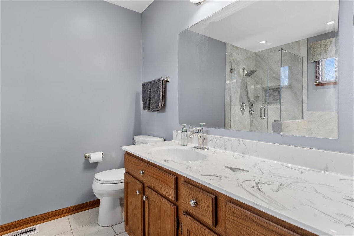 Bolingbrook, IL 60490