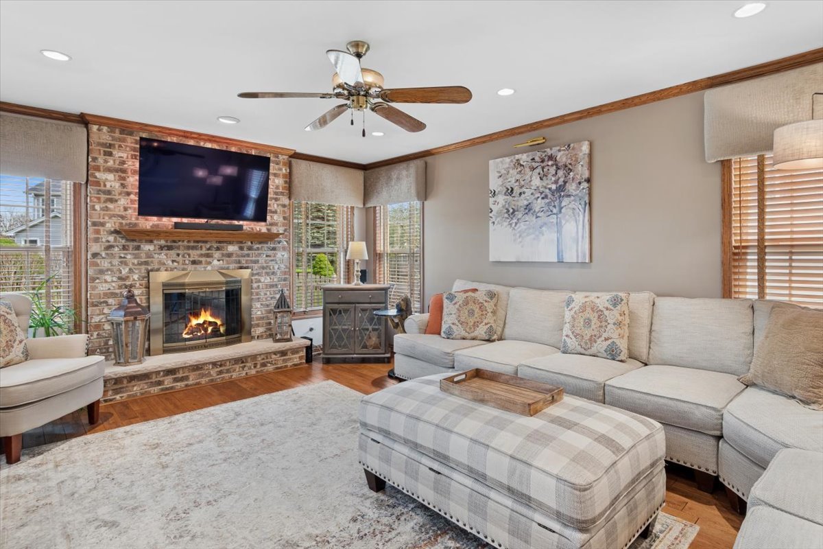 Bolingbrook, IL 60490