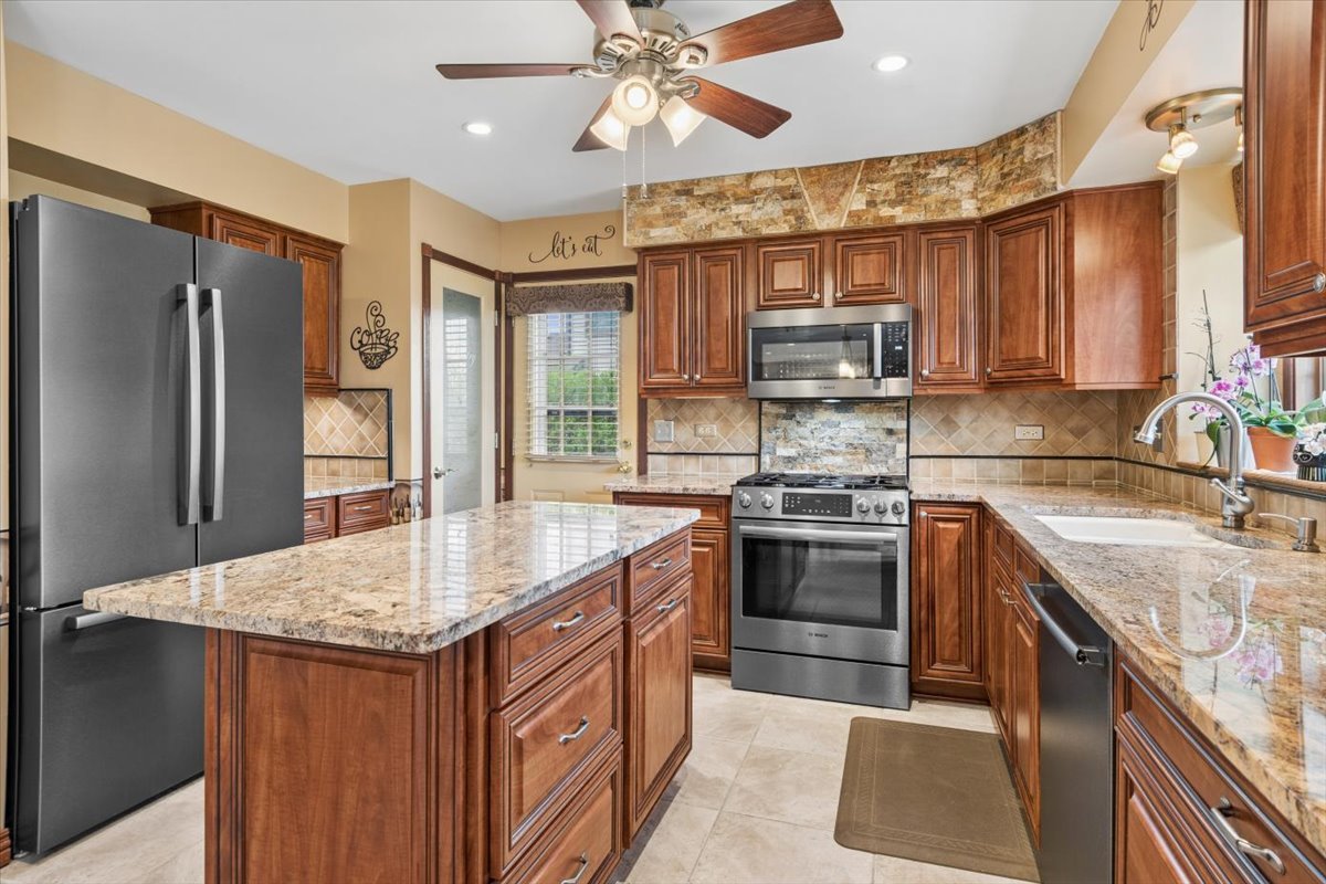 Bolingbrook, IL 60490