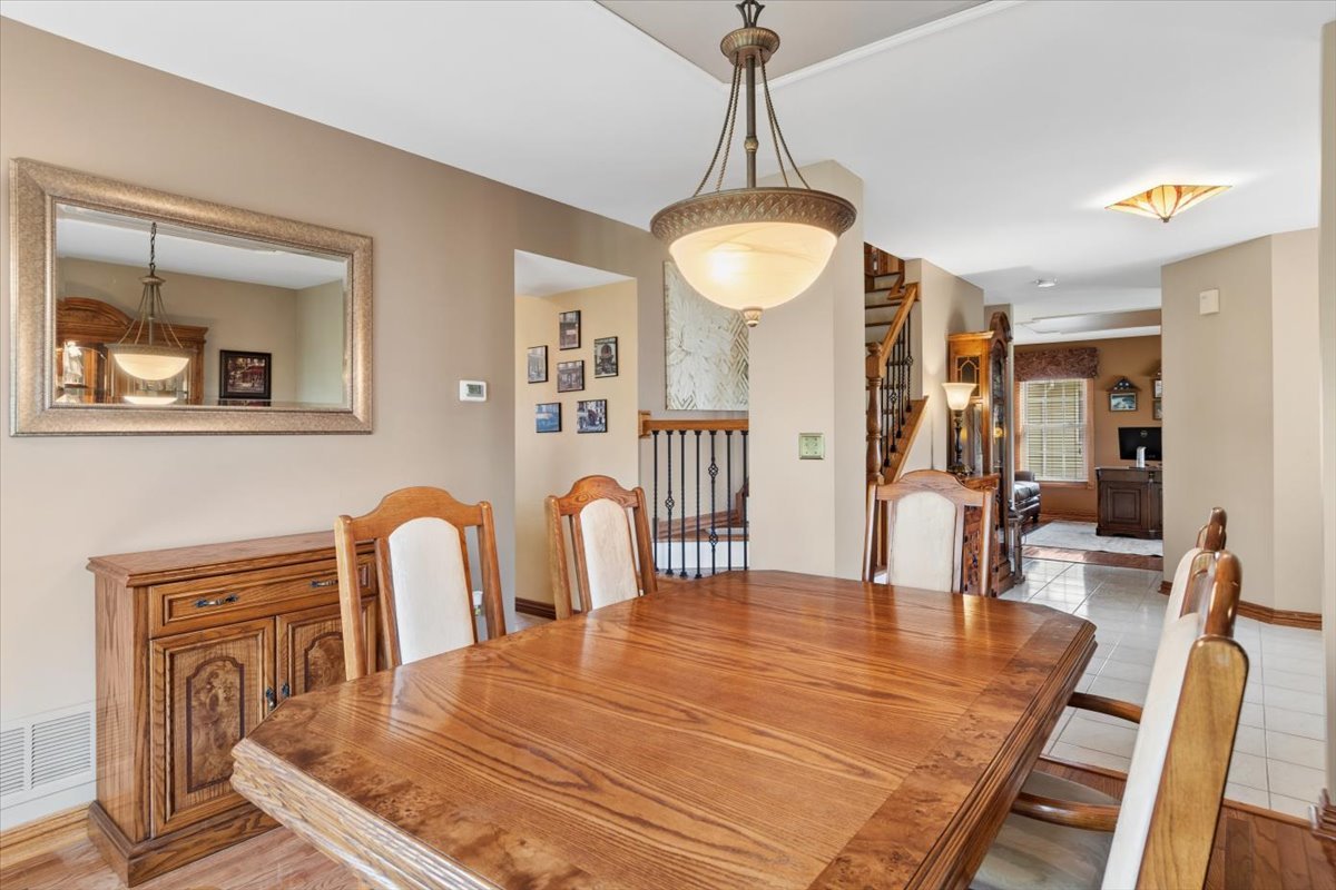 Bolingbrook, IL 60490