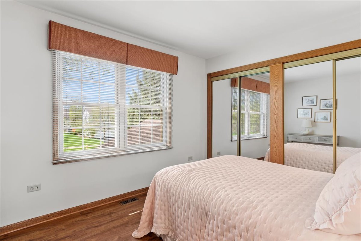 Bolingbrook, IL 60490