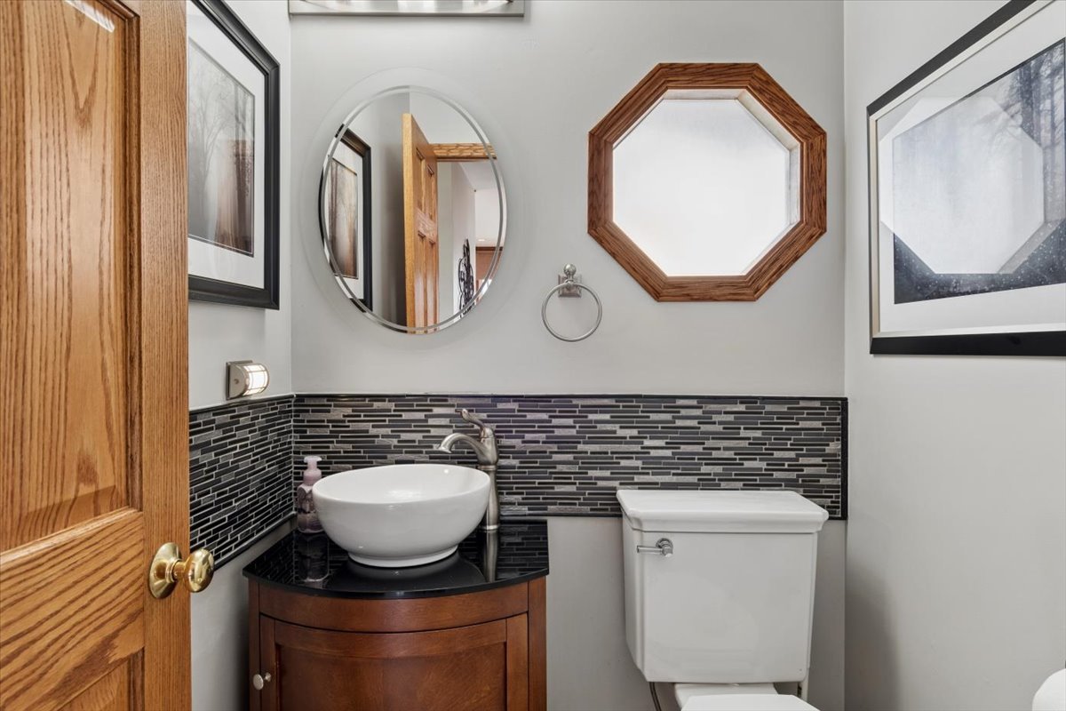 Bolingbrook, IL 60490