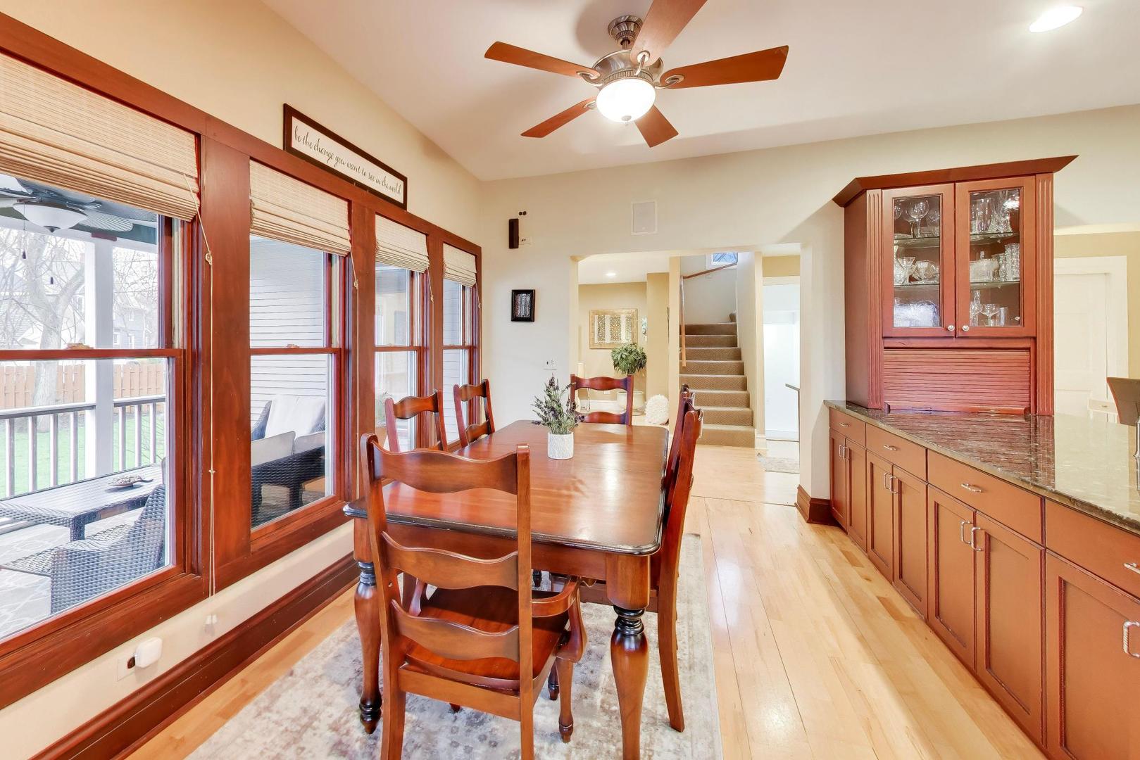 311 Brainerd Avenue, Libertyville, IL 60048