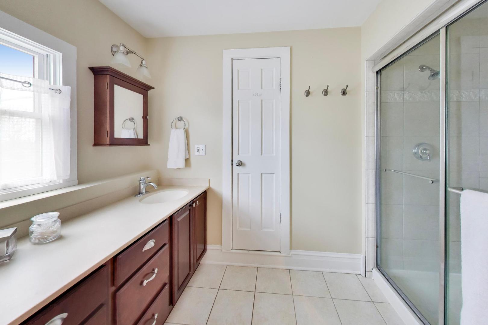 311 Brainerd Avenue, Libertyville, IL 60048