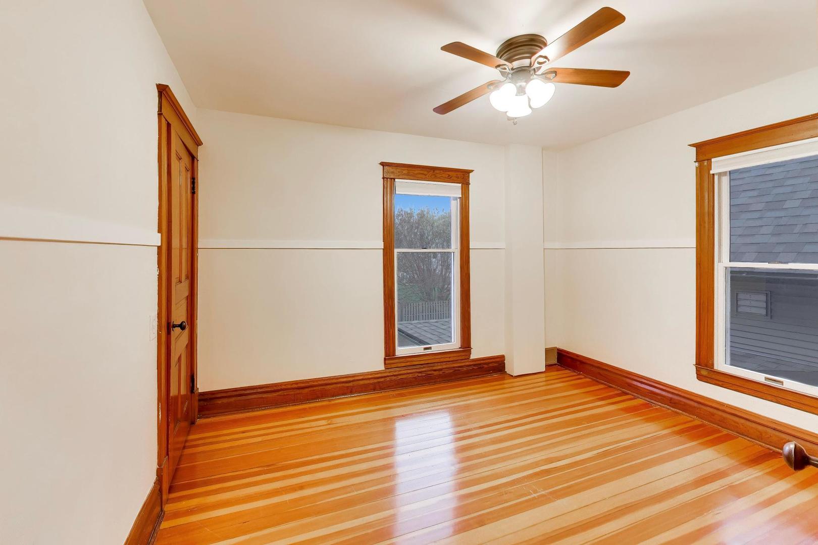 311 Brainerd Avenue, Libertyville, IL 60048