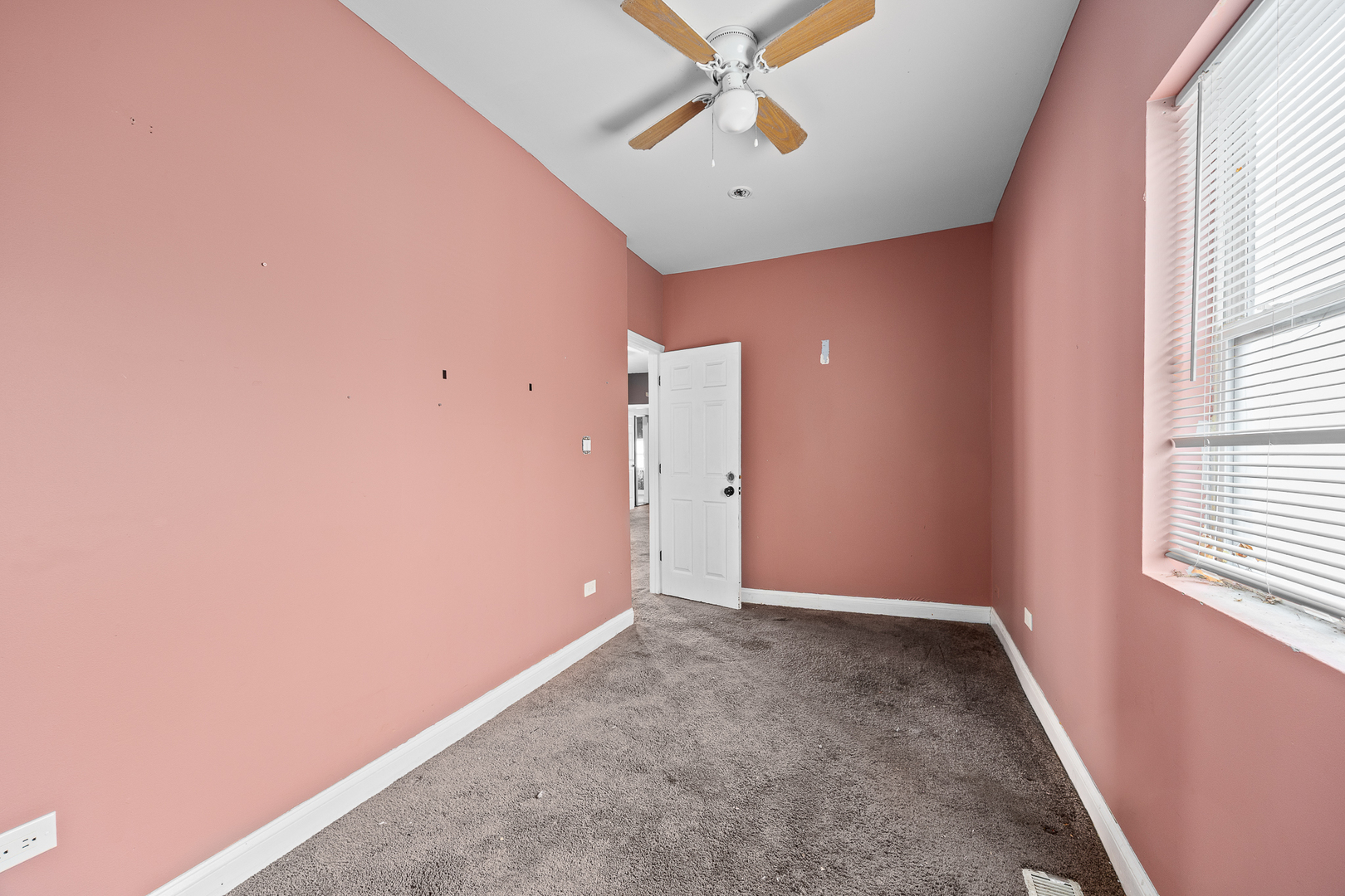 1007 S 1ST Avenue, Maywood, IL 60153