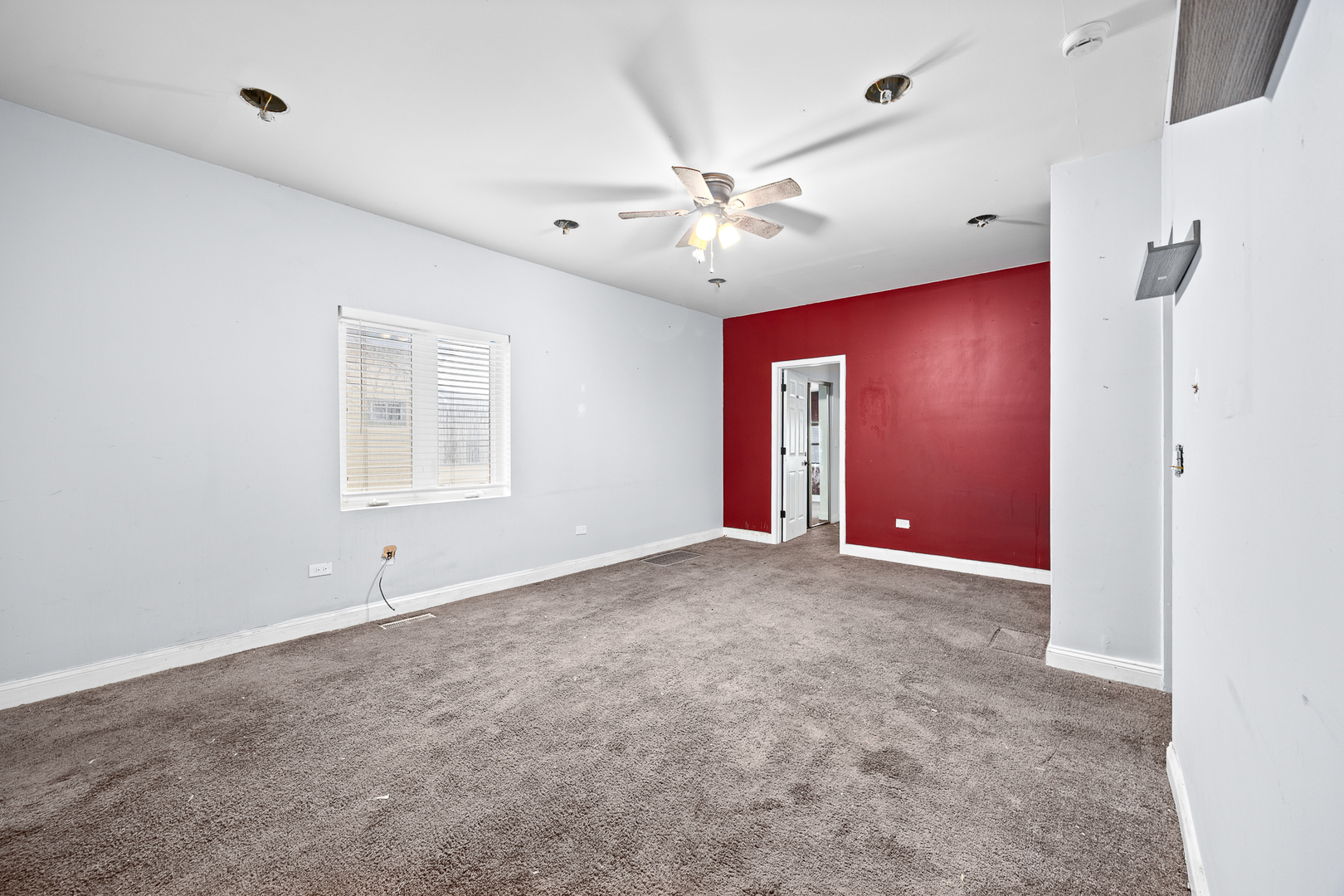 1007 S 1ST Avenue, Maywood, IL 60153