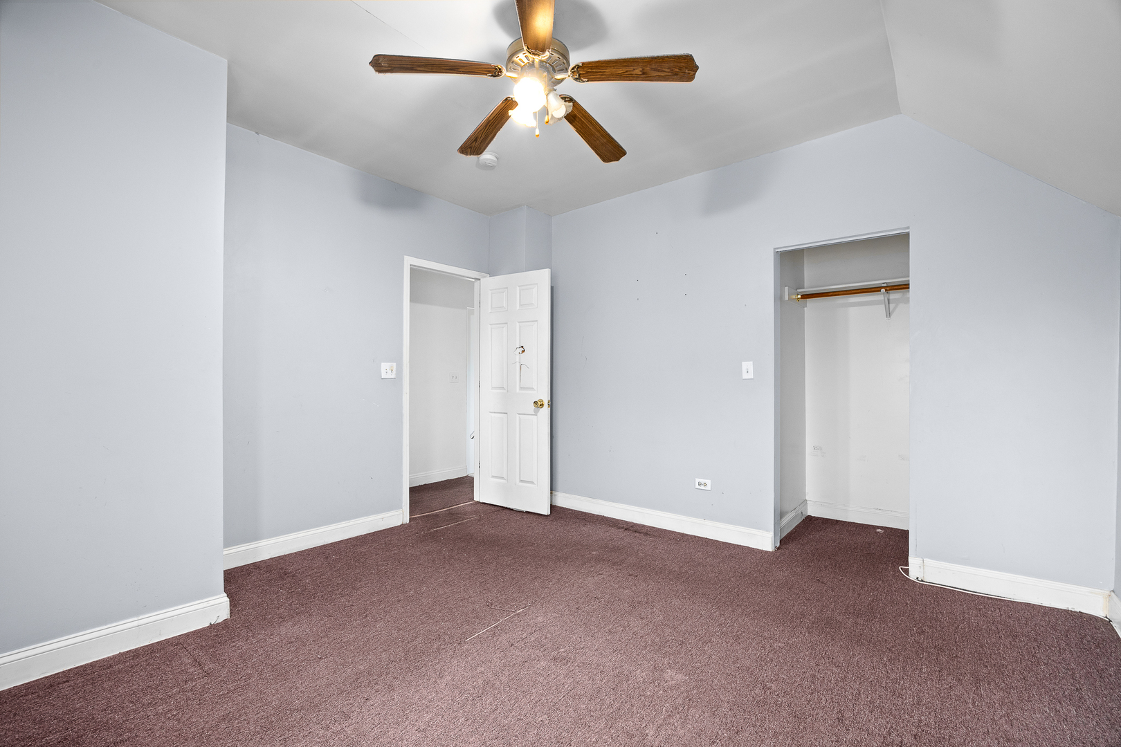 1007 S 1ST Avenue, Maywood, IL 60153