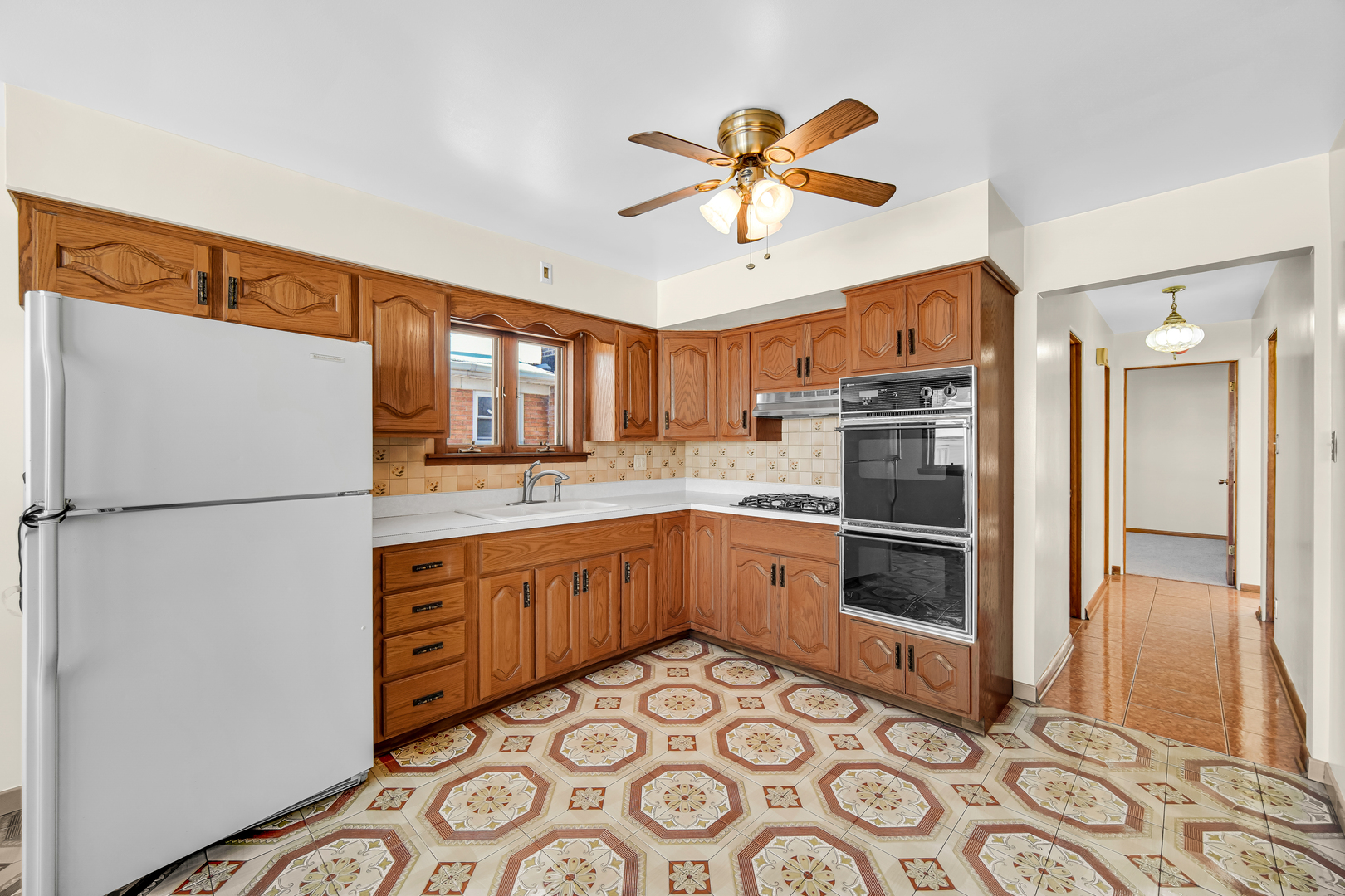 772 Memorial Drive, Calumet City, IL 60409