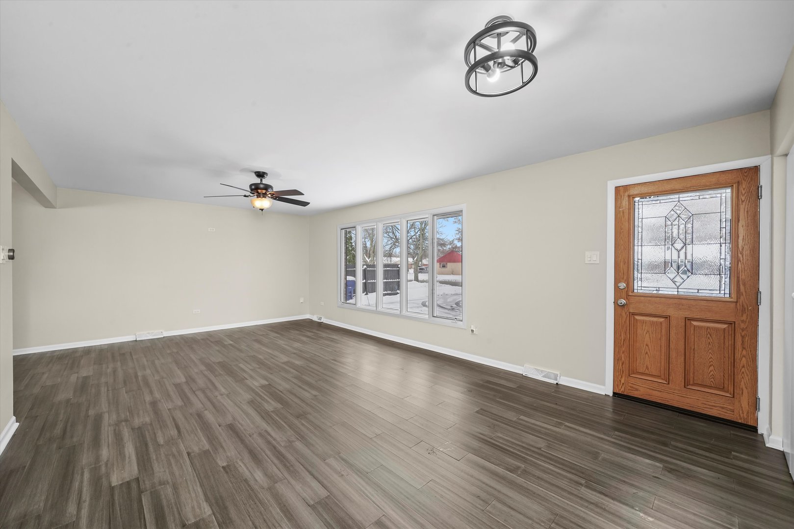 8939 Melvina Avenue, Oak Lawn, IL 60453