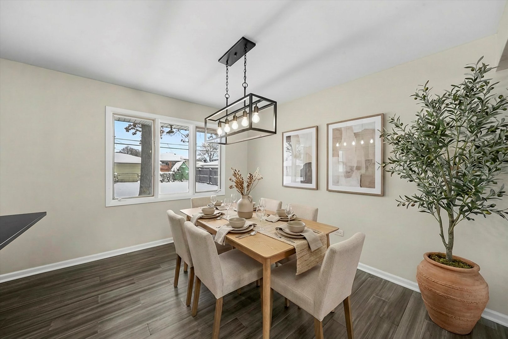 8939 Melvina Avenue, Oak Lawn, IL 60453