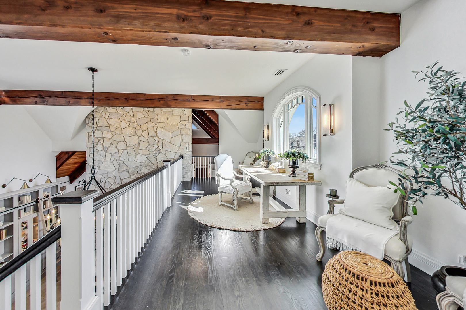 5345 Lawn Avenue, Western Springs, IL 60558