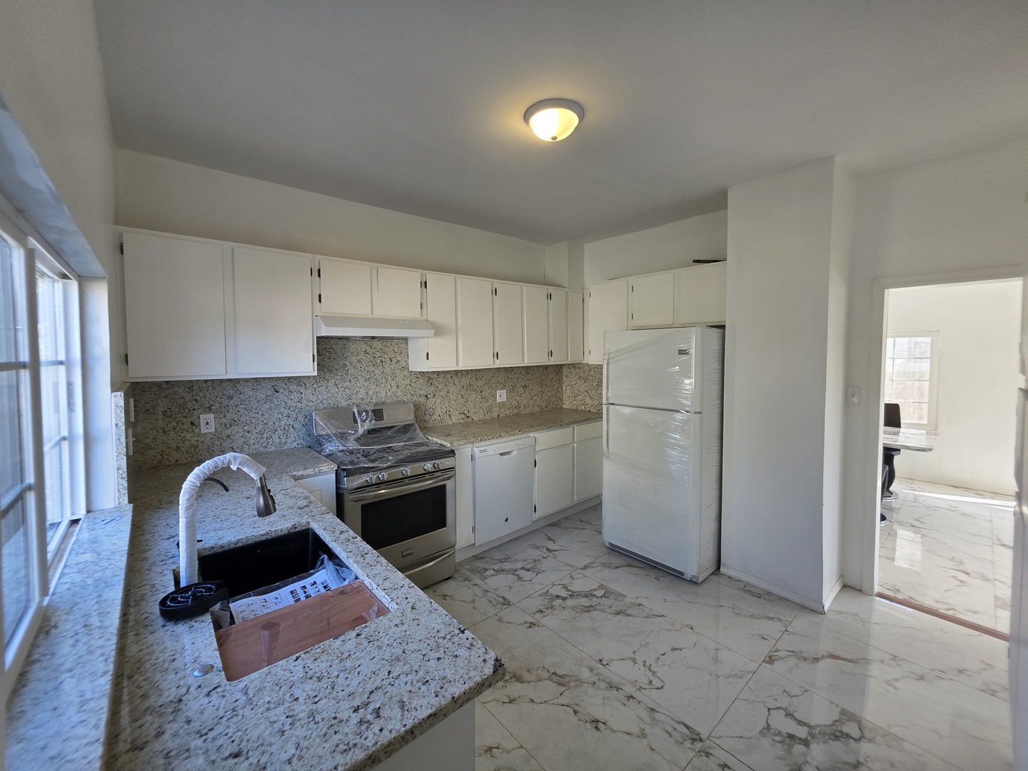 122 Hawley Street, Grayslake, IL 60030