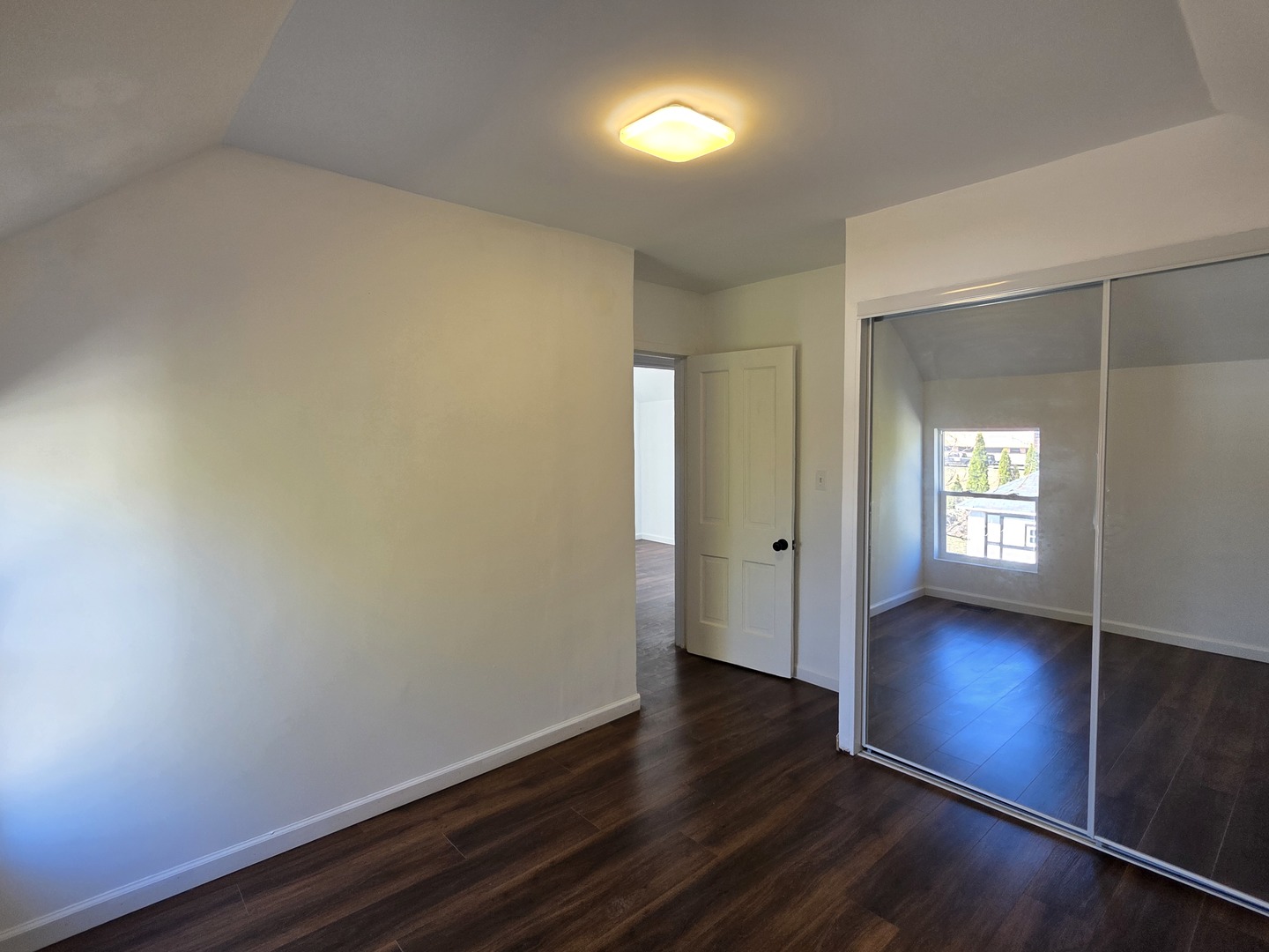 122 Hawley Street, Grayslake, IL 60030