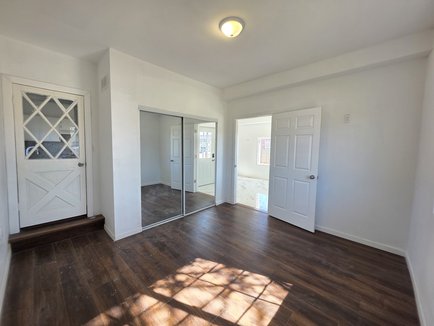 122 Hawley Street, Grayslake, IL 60030