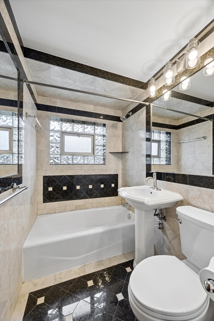 4413 Clausen Avenue #4413, Western Springs, IL 60558