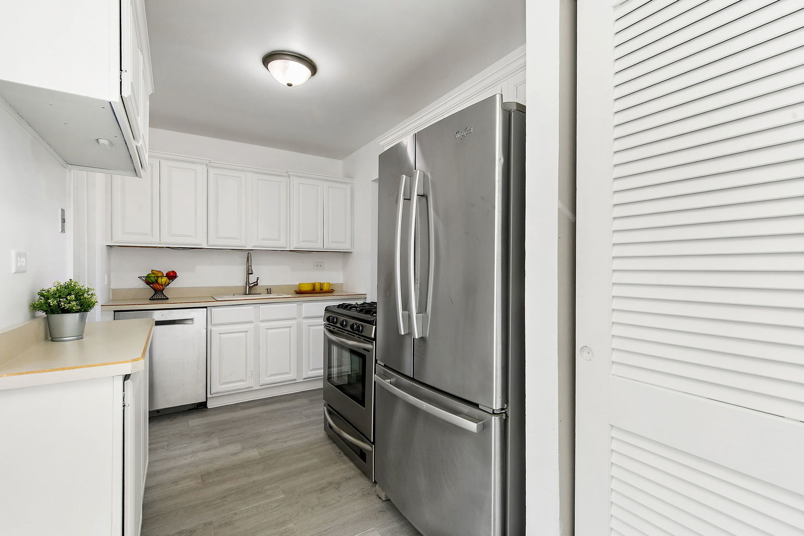 7407 Coventry Drive, Hanover Park, IL 60133