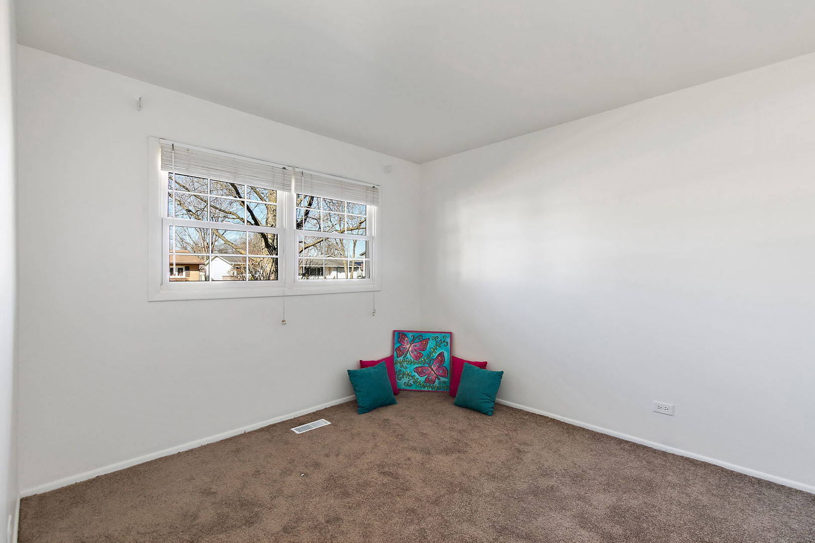 7407 Coventry Drive, Hanover Park, IL 60133