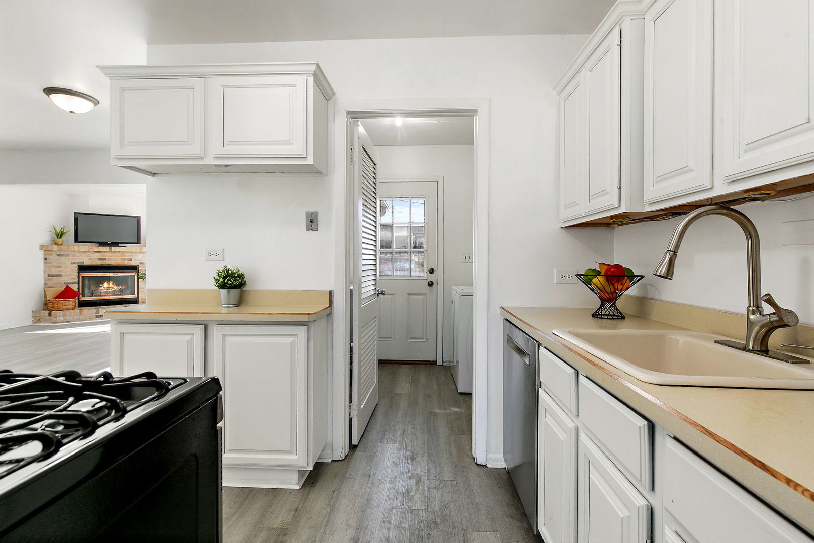 7407 Coventry Drive, Hanover Park, IL 60133