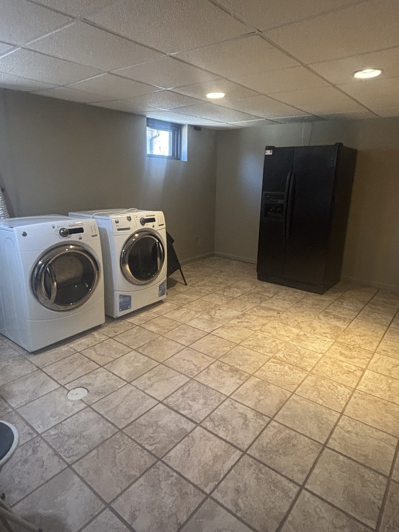 7718 Butternut Court, Woodridge, IL 60517